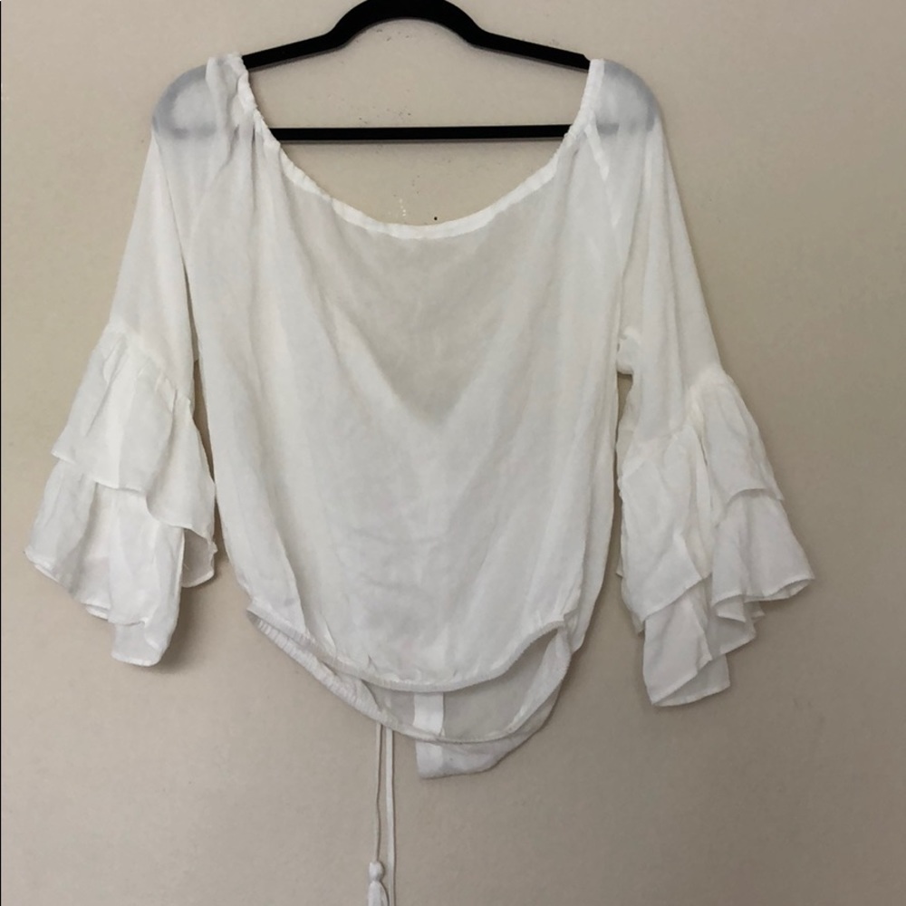 White blouse - Picture 4 of 5